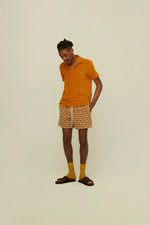 Lade das Bild in den Galerie-Viewer, OAS MUSTARD POLO-SHIRT FROTTEE