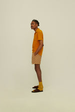 Lade das Bild in den Galerie-Viewer, OAS MUSTARD POLO-SHIRT FROTTEE