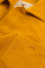 Lade das Bild in den Galerie-Viewer, OAS MUSTARD POLO-SHIRT FROTTEE