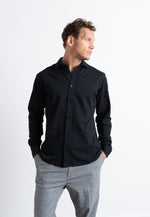 Lade das Bild in den Galerie-Viewer, CLEAN FORMAL STRETCH SHIRT - black