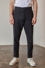 Lade das Bild in den Galerie-Viewer, JOSTHA trousers eco coal flannel