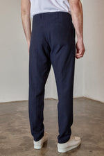 Lade das Bild in den Galerie-Viewer, JOSTHA trousers eco structured - NAVY