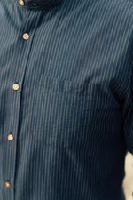 Lade das Bild in den Galerie-Viewer, LAKOR LINUS LIGHT SHIRT BLUEBERRY