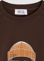 Lade das Bild in den Galerie-Viewer, BASK IN THE SUN chocolate SMOKING PIPE sweatshirt