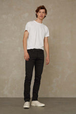 Lade das Bild in den Galerie-Viewer, KOI JOHN - STAY BLACK RINSE K111151301