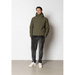 Lade das Bild in den Galerie-Viewer, Clean Cut Winterjacke Mathias - olive
