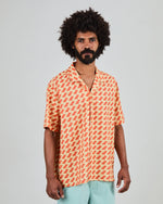 Lade das Bild in den Galerie-Viewer, BRAVA GUM ALOHA SHIRT RUST RED
