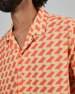 Lade das Bild in den Galerie-Viewer, BRAVA GUM ALOHA SHIRT RUST RED
