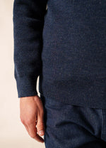 Lade das Bild in den Galerie-Viewer, SAINT JAMES Cotentin trucker-style neck jumper bleu chine
