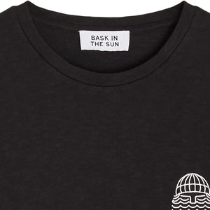 BASK IN THE SUN BLACK MINI TO THE SEA TEE