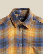 Lade das Bild in den Galerie-Viewer, Portuguese Flannel Shirt Cerejeira
