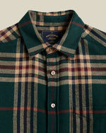 Lade das Bild in den Galerie-Viewer, Portuguese Flannel Shirt Cervo
