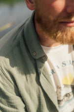 Lade das Bild in den Galerie-Viewer, Lakor Coastline Shirt
