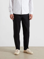 Lade das Bild in den Galerie-Viewer, Farah Norwood Regular Fit Cotton Hopsack Trousers In Black
