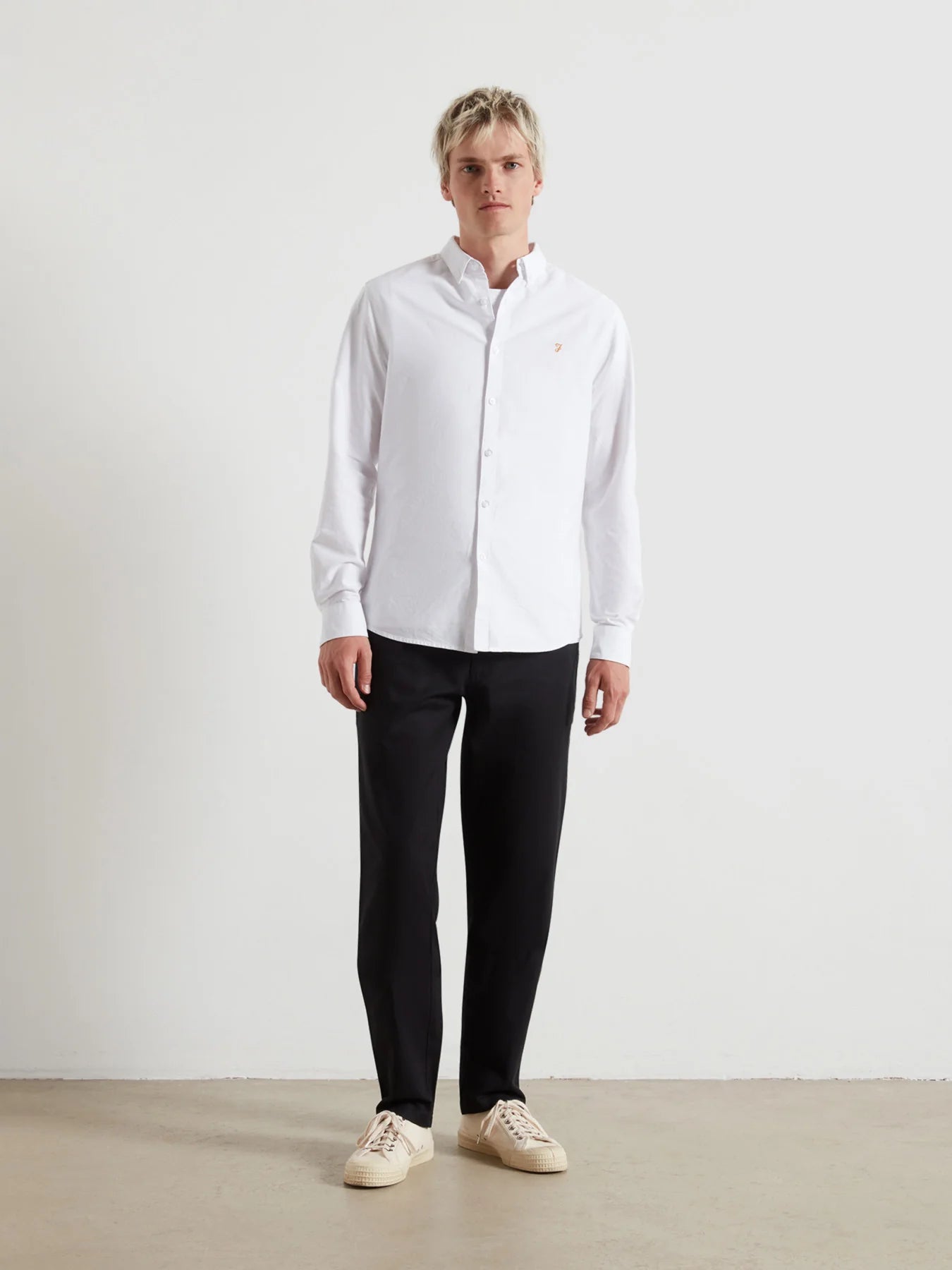 Farah Norwood Regular Fit Cotton Hopsack Trousers In Black