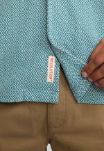 Lade das Bild in den Galerie-Viewer, Revolution Jaquard Short-sleeved Cuban Shirt  - Dustblue
