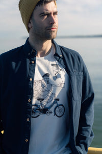 LAKOR COFFEE ON THE GO T-SHIRT