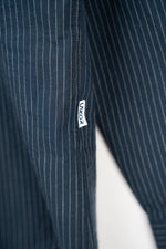 Lade das Bild in den Galerie-Viewer, LAKOR LINUS LIGHT SHIRT BLUEBERRY
