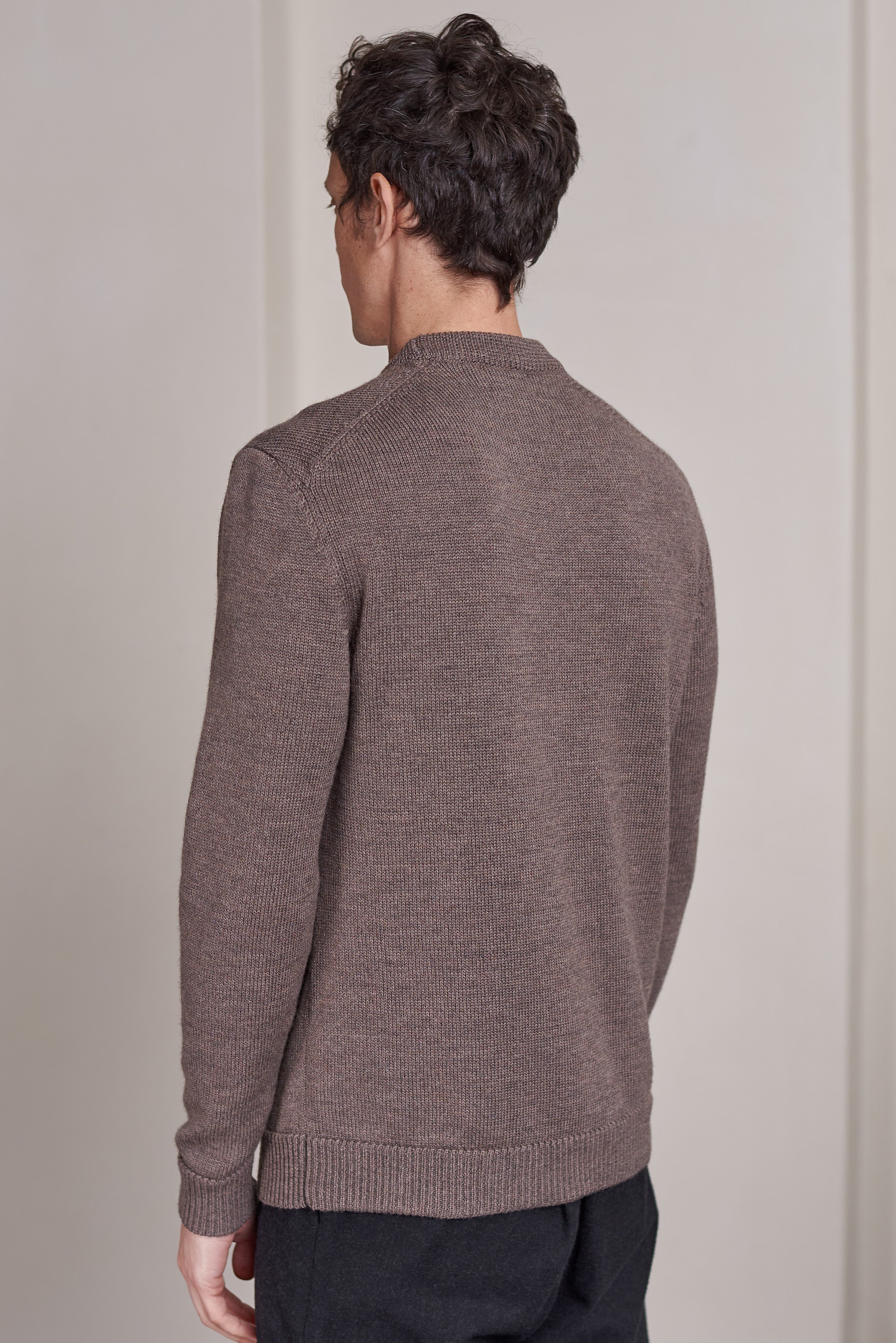 About Companions Merinowolle Pullover Morten in melange taupe