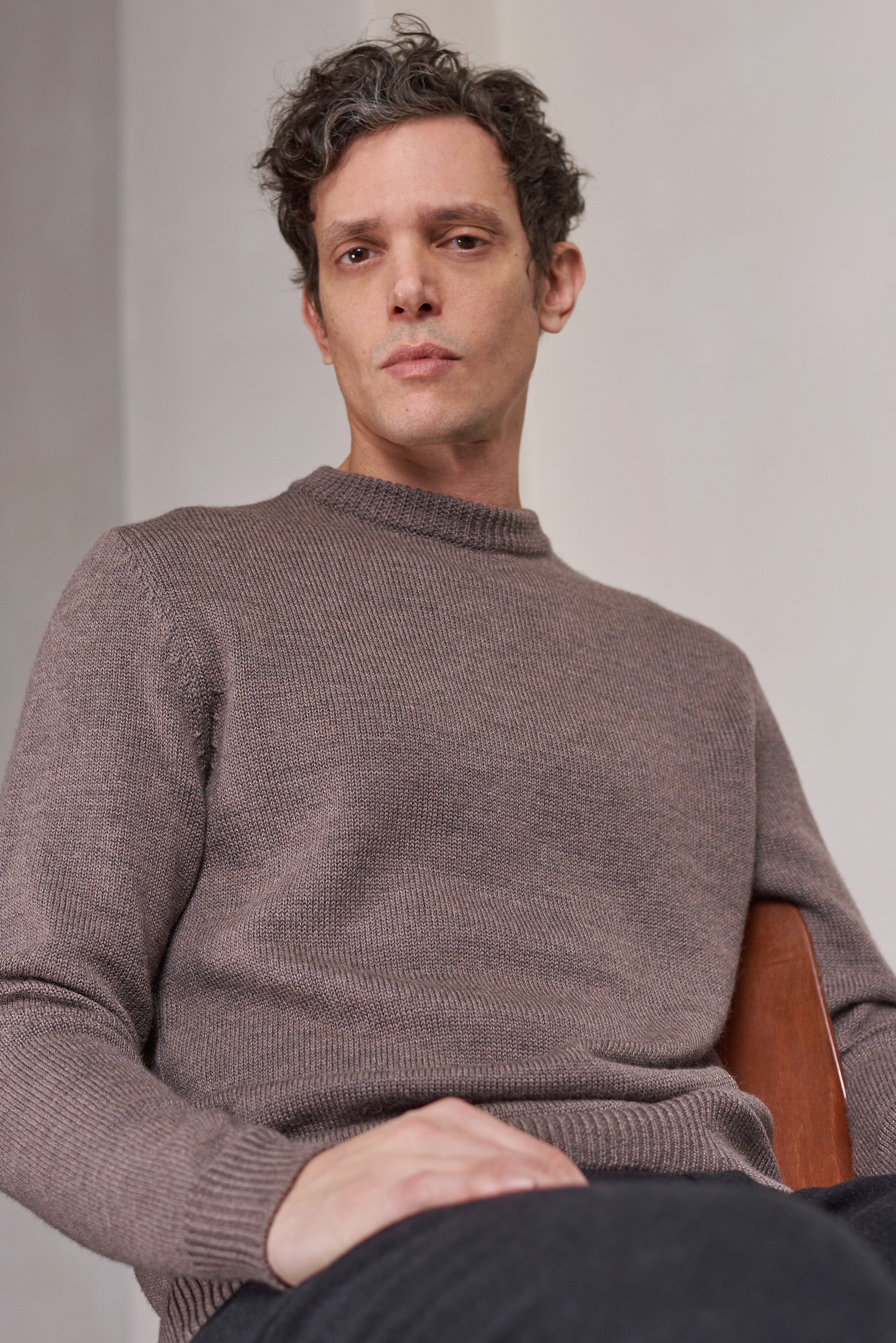 About Companions Merinowolle Pullover Morten in melange taupe