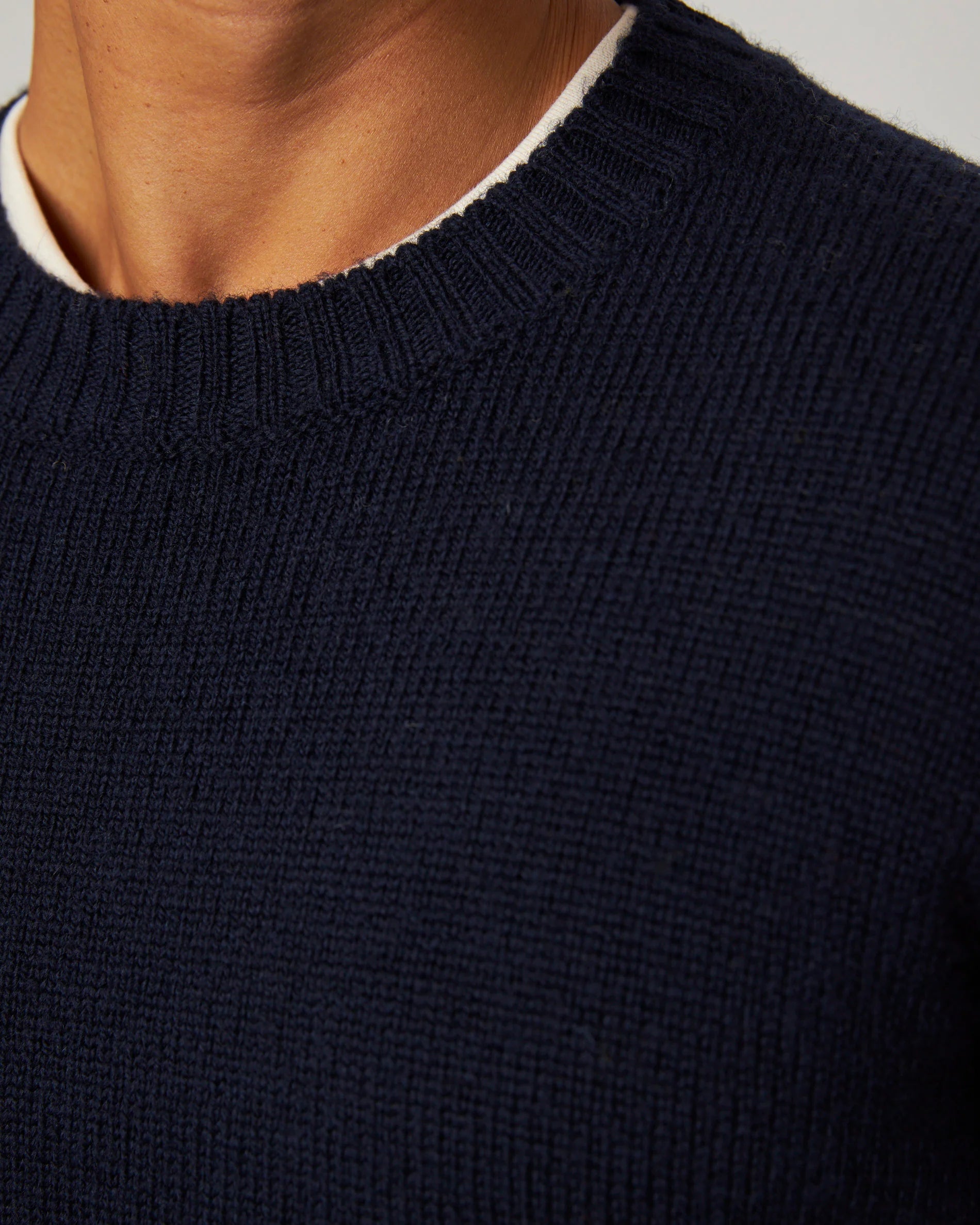 Peregrine Makers Crew Jumper navy