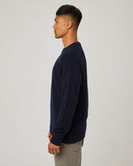 Lade das Bild in den Galerie-Viewer, Peregrine Makers Crew Jumper navy
