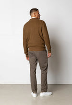 Lade das Bild in den Galerie-Viewer, CLEAN CUT COPENHAGEN OSCAR KNITTED CARDIGAN - BROWN MELANGE
