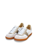 Lade das Bild in den Galerie-Viewer, BOTAS CLASSIC All Stars 62 - made in Czech Republic

