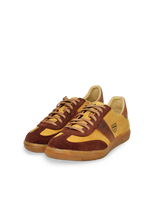 Lade das Bild in den Galerie-Viewer, BOTAS Iconic Caramel -  made in Czech Republic
