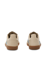 Lade das Bild in den Galerie-Viewer, BOTAS FOOTSHOP ceam - made in Czech Republic
