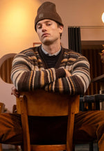 Lade das Bild in den Galerie-Viewer, PHILLIP WOOL CARDIGAN - DEEP GREEN/ECRU STRIPE
