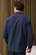 Lade das Bild in den Galerie-Viewer, ABOUT COMPANIONS SIMON shirt eco Ocean blue flannel
