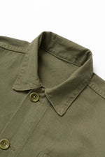Lade das Bild in den Galerie-Viewer, SERVICE WORKS Canvas Chore Shirt OLIVE
