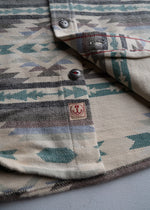 Lade das Bild in den Galerie-Viewer, IRON &amp; RESIN Sonora Shirt
