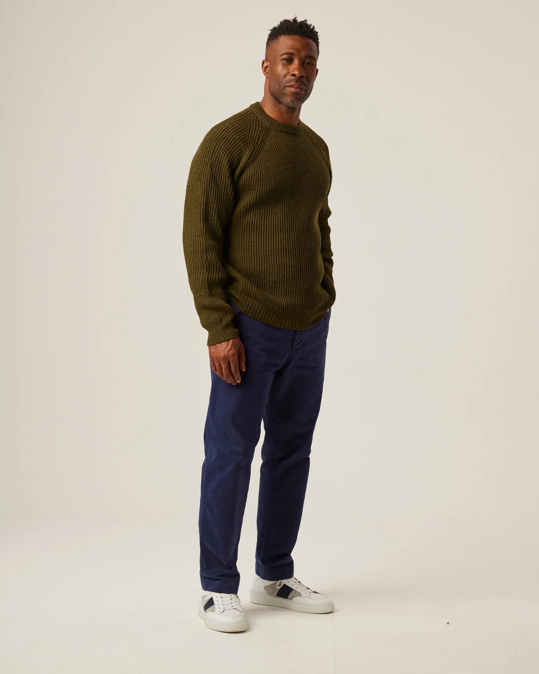 Peregrine Ford Crew Jumper olive